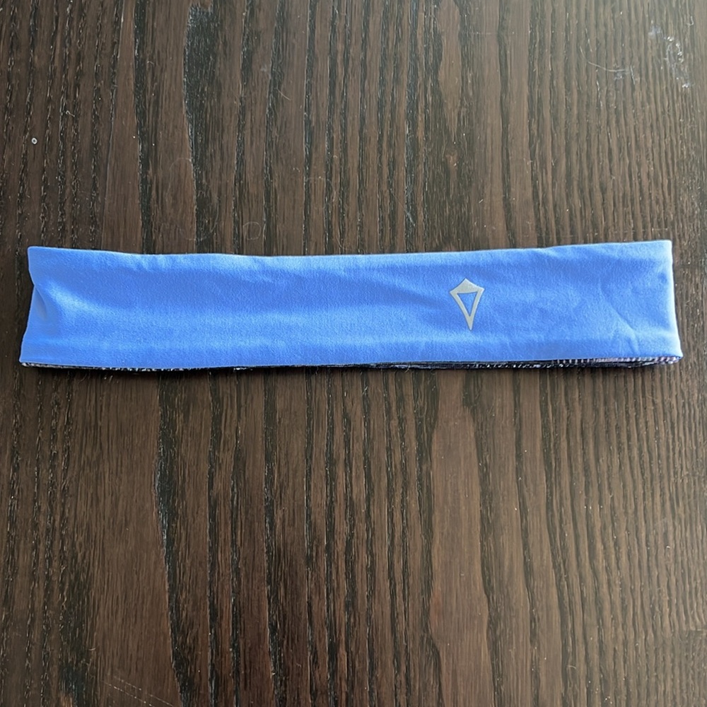 Ivivva headband, reversible
